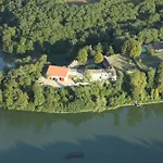 Nyaraló Le Domaine Du Chatelard Dirac