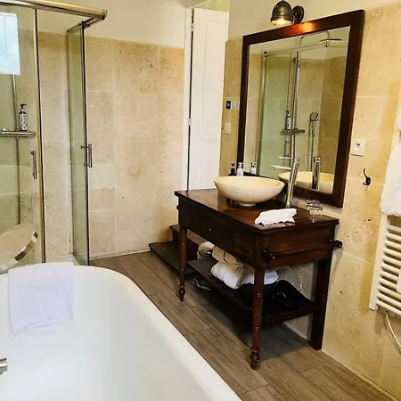 Holiday home Domaine De Charme Sur Prive Dirac