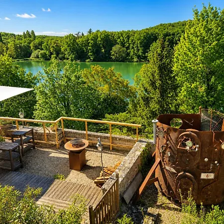 Hébergement de vacances Domaine De Charme Sur Privé