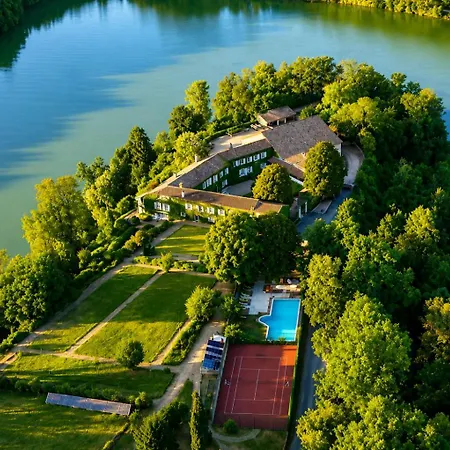 Domaine De Charme Sur Privé * Dirac