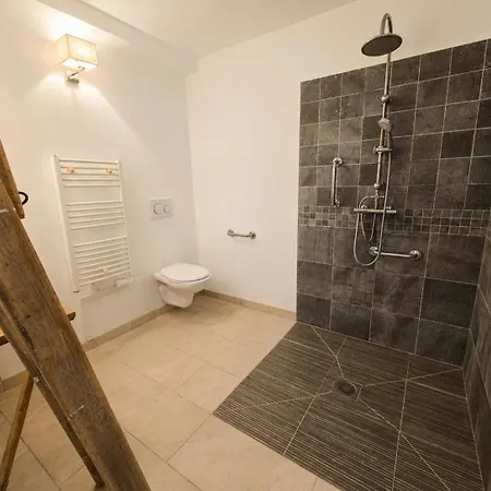 Hébergement de vacances Domaine De Charme Sur Privé *