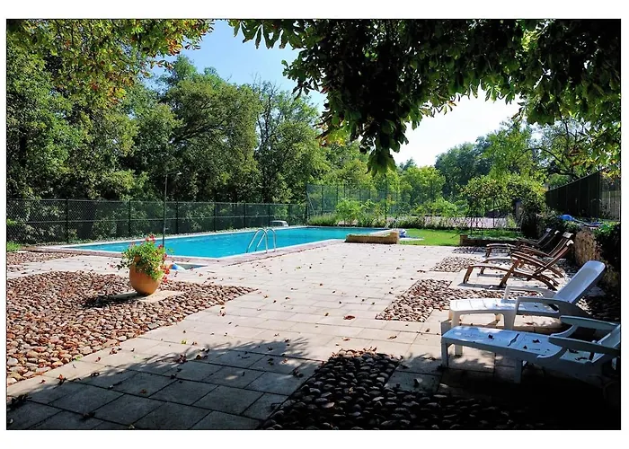 Domaine De Charme Sur Privé Hébergement de vacances Dirac