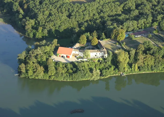 Hébergement de vacances Domaine De Charme Sur Privé Dirac
