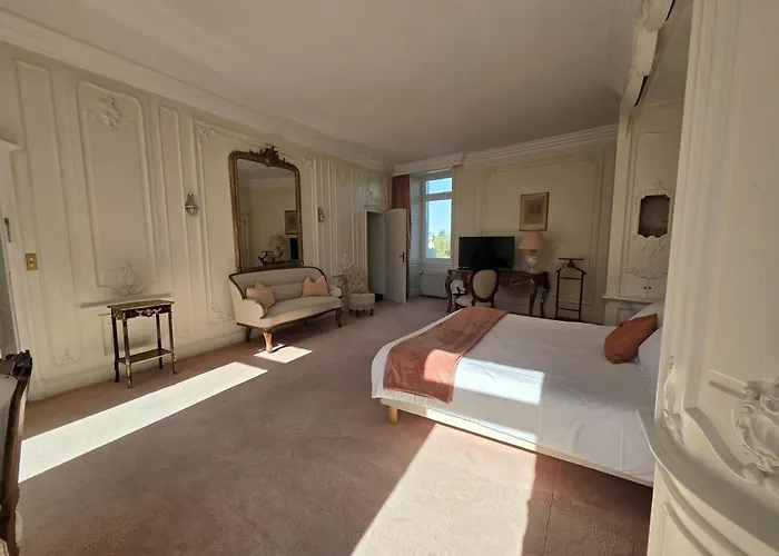 Hébergement de vacances Domaine De Charme Sur Privé Dirac